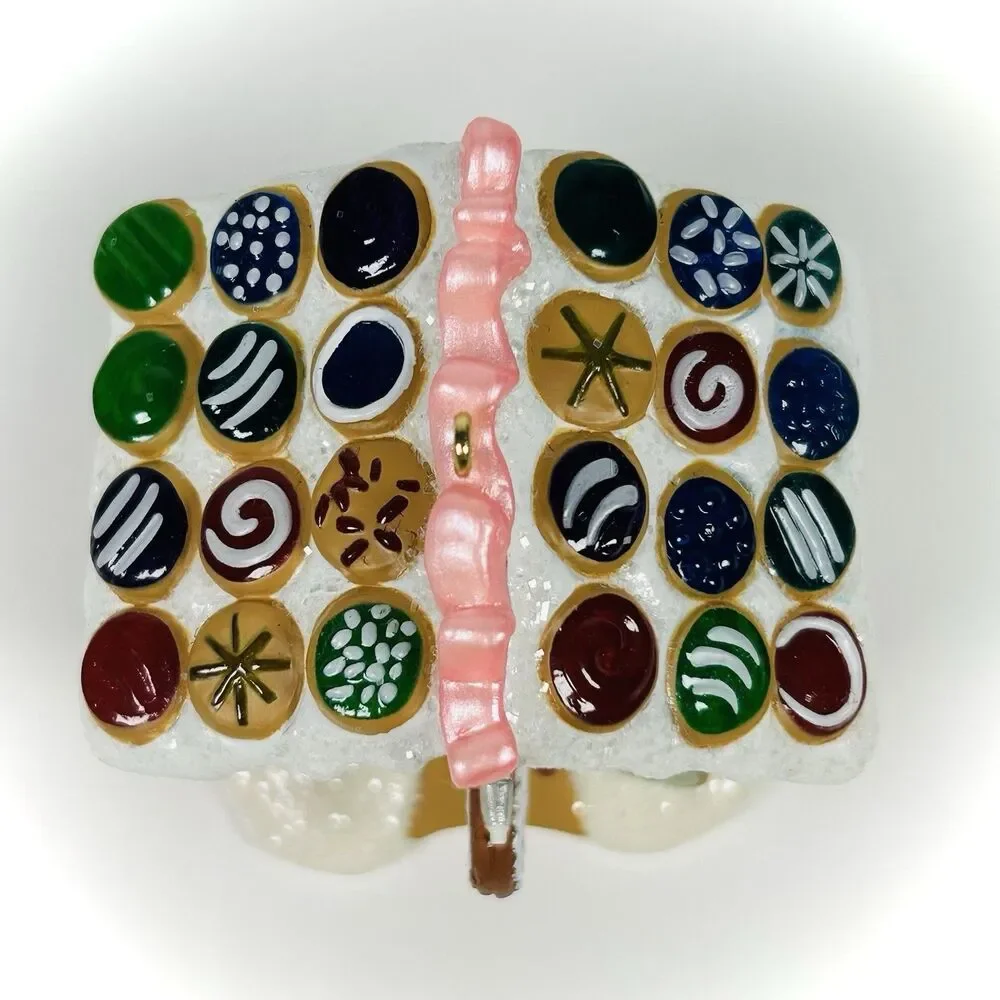 Hallmark Keepsake Bake Shop Noelville 2007 Ornament Second in Series Gingerbread